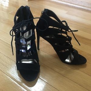 Black Formal Heels